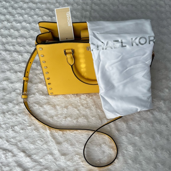 Sylvie stud LG Michael Kors Satchel - Picture 3 of 16